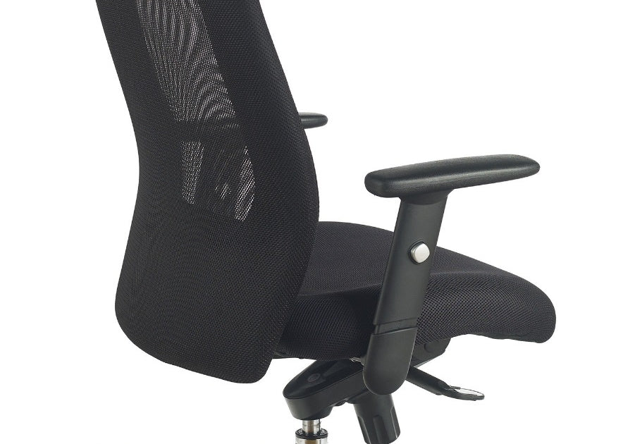 victor2-1502x2000.jpg